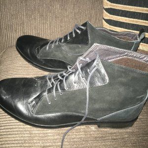 Ladies Black NOAT Ankle boots